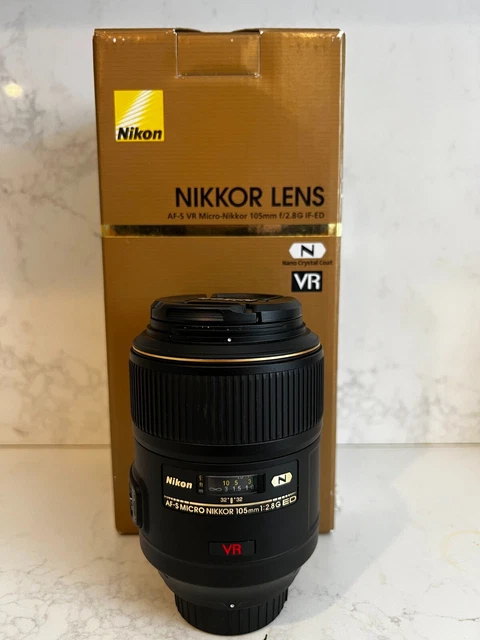 Nikon AF-S VR Micro-NIKKOR 105mm f/2.8G IF-ED Lens