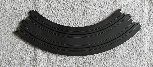 LOT DE 2 RAIL COURBE 1/4 CERCLE 9" (229 mm) AFX AURORA CIRCUIT SLOT CAR