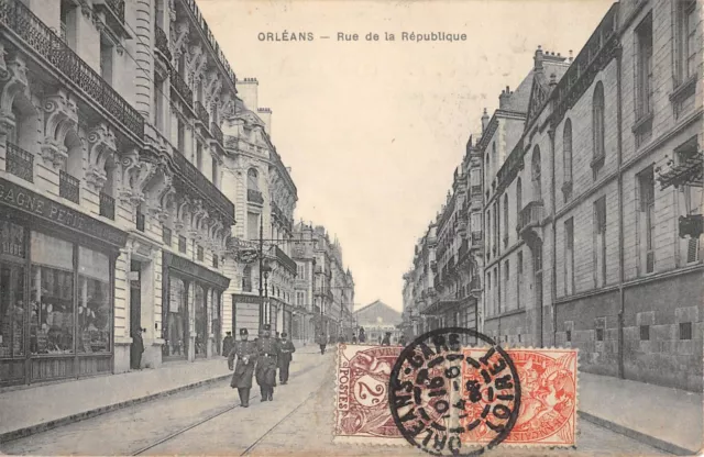 Cpa 45 Orleans Rue De La Republique