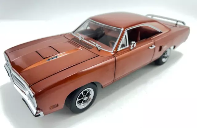 GMP - 1:18 model - TOMS GARAGE - 1970 PLYMOUTH GTX - G1803102