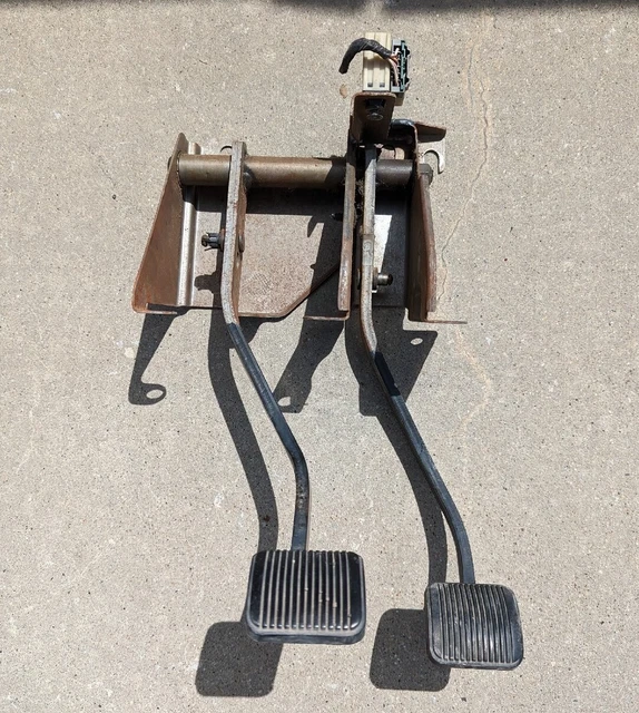 JEEP WRANGLER TJ 19972006 Standard Manual Clutch Brake Pedal Assembly