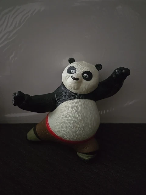 BendyFigs Figura Snodabile Di Kung Fu Panda – Personaggio Flessibile Da Collezione Con Supporto - 2