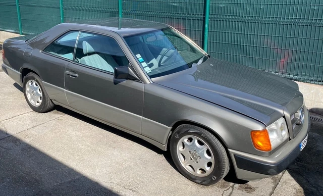Voiture Mercedes Benz Coupe 230 CE