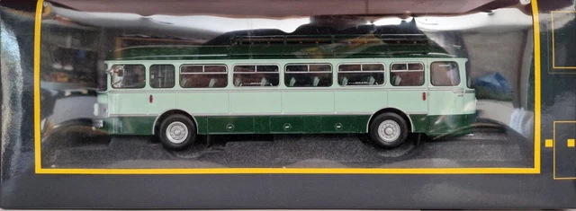 Autobus SAVIEM SC1 Norev 1/43 - Réf 521009 - état Moyen Pour Collection Ou Restauration