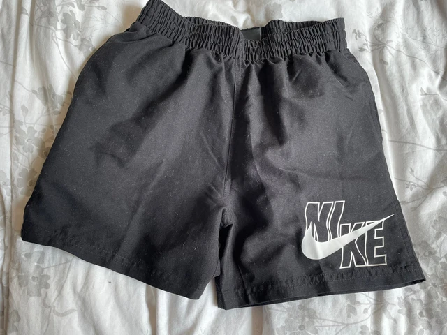 Pantaloncini da nuoto ragazzi NIKE 12-13 anni in perfette condizioni