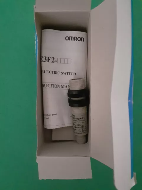 New Original Sealed Package OMRON E3F2-DS10B4-P1