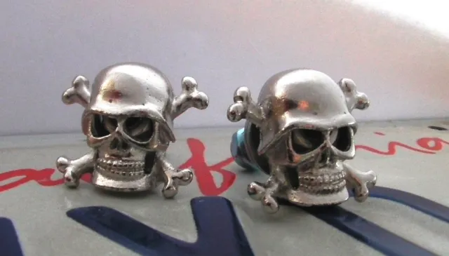 Skull helmet License plate bolts, number tag screw,Motorcycle custom,gift, bike 2