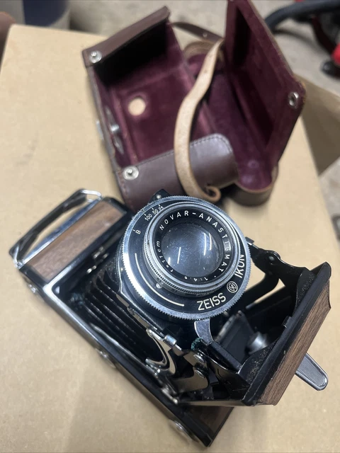 zeiss ikon folding camera