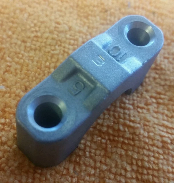 NISSAN 350Z INFINITY G35 Oem Engine Bearing Camshaft Cap (B) 19.97