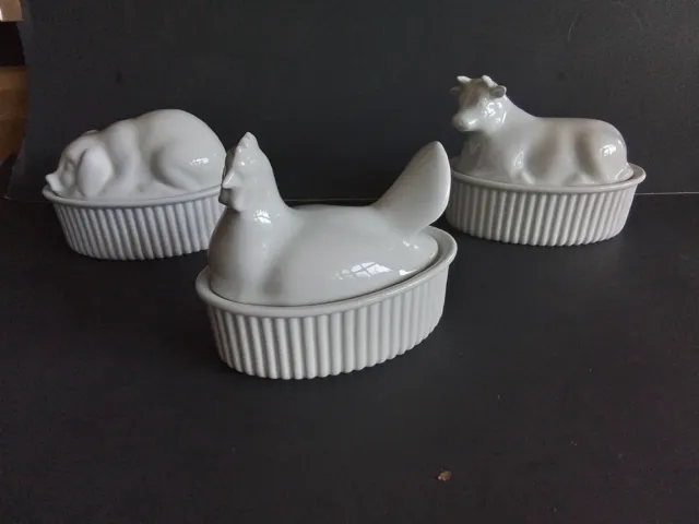 Pier 1 Covered Butter Dish, Pig, Cow, Hen, White,  Aprox 5×6,  Excellent