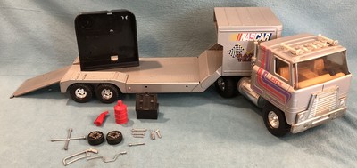 Vintage ERTL International Transtar Nascar Race Team Semi Hauler Toy Truck