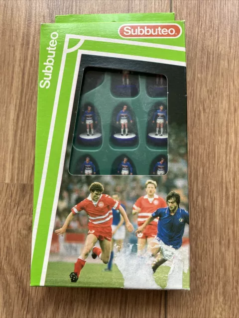 Complete Vintage Subbuteo Lw Lightweight Ref 398 Sampdoria Team