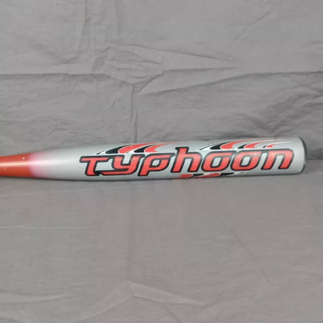 Easton Typhoon SK50T Aluminum Alloy Softball Bat 34/28 34" 28 Oz 2-1/4 Barrel