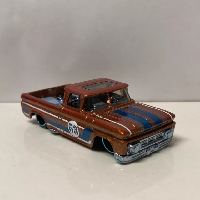 1962 62 Chevy Pickup Truck Collectible 1/64 Scale Diecast Diorama Model