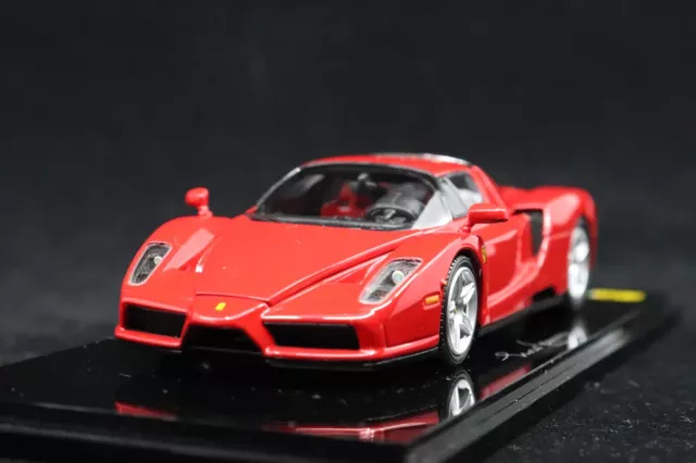 New 1:43 Kyosho Model Car Ferrari Enzo Test Car Red 05001T