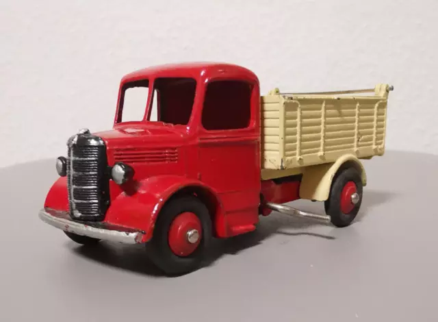 Dinky Toys 410 - Bedford Tipper Truck Rot-Creme ohne OVP Vintage Made in England