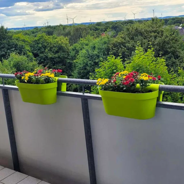 Blumenkasten 50 cm in grün Geländertopf Blumentopf Hängetopf für Balkon Garten