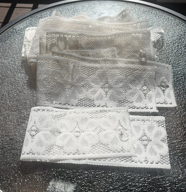 Lot Of 16 Lace 27” Length 3 1/4” Width Curtain Tie Backs