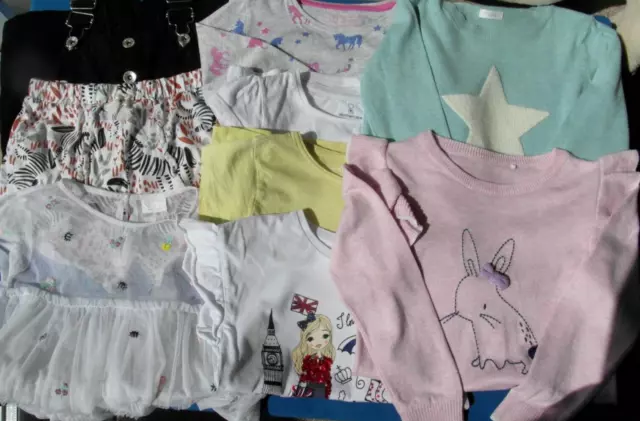 Lotto di lavoro pacchetto di 9 abiti misti per ragazza, età 6 anni, saltatori, top, pantaloncini ecc.