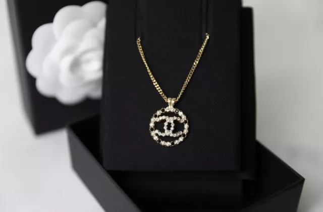 Chanel Black Pearl Necklace FOR SALE! - PicClick