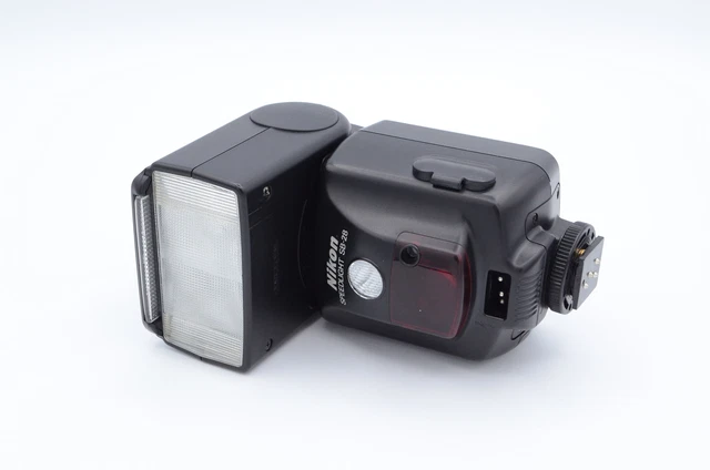 Nikon SB-28 Speedlight Flash [GN138] {Bounce, Swivel, Zoom} for SLR photography