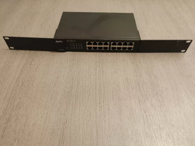 ZYXEL ES1100/16P  switch ( ref Nba05)