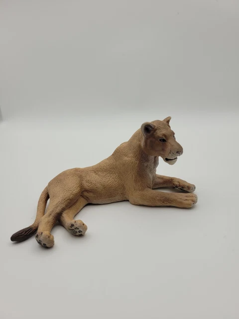 Schleich Wild Life – Löwenjunges, Liegend, Ca. 6 Cm, Detailgetreu, Spielzeugfigur Für Kinder