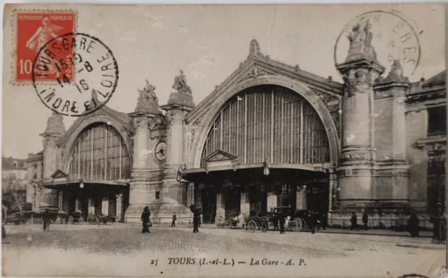 CPA 37 Indre et Loire Tours La Gare oblitérée 1916 semeuse 10c rouge calèches