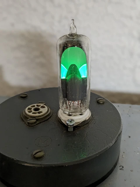 Tube électronique Vintage Mazda EM85 / 6DU6 – NOS, NIB, Testé – Pays-Bas