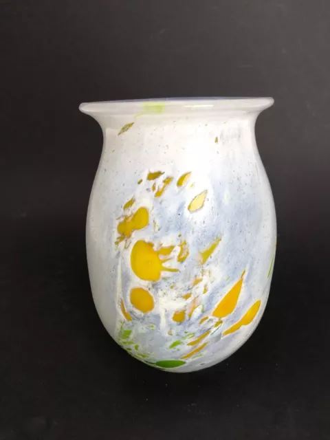 Vase en Pâte de Verre Ancien .