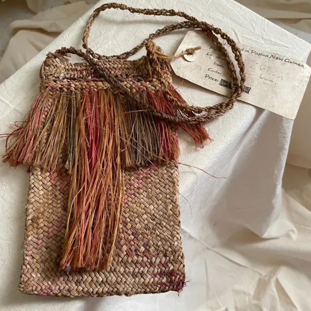 Vintage Papua New Guinea Tribal Artifact Woven Small Grass Bag Sepik River 1970s