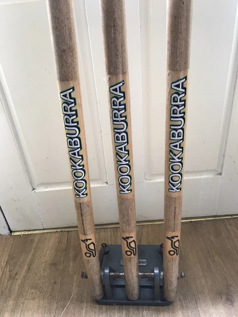 KOOKABURRA CRICKET STUMPS Wickets Spring Return Back Metal Base £15.00 ...