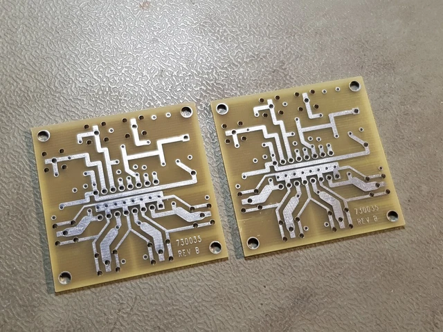 Comlinear CLC533 Analog Multiplexer with Demo Board National Semiconductor