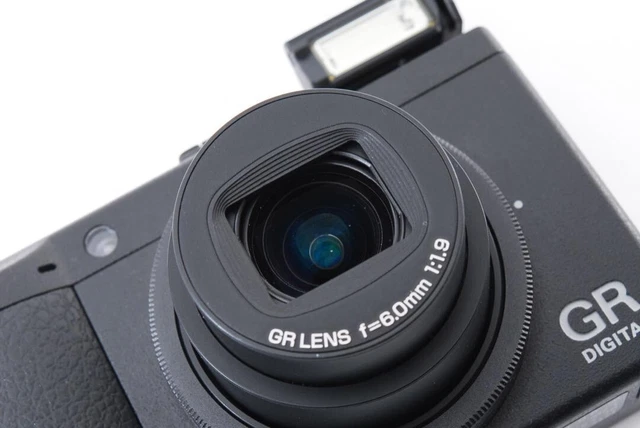 RICOH Digital Camera GR DIGITAL III GRDIGITAL3 24.2 MP Black w/Original Box 8