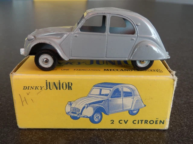 Dinky Toys Junior Renault 8 Rouge D'origine Ref 103 Scale 1/43