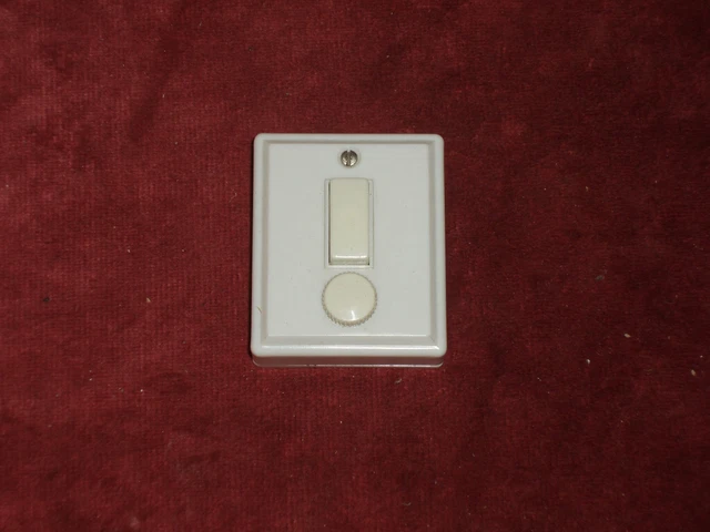 Bouton Poussoir Legrand Mistral Azur Complet – Neuf De Stock, Peut Avoir De Petits Défauts