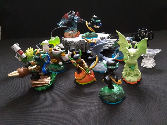 Jeu WII skylanders : spyro's adventure + portail + figurines + sac à