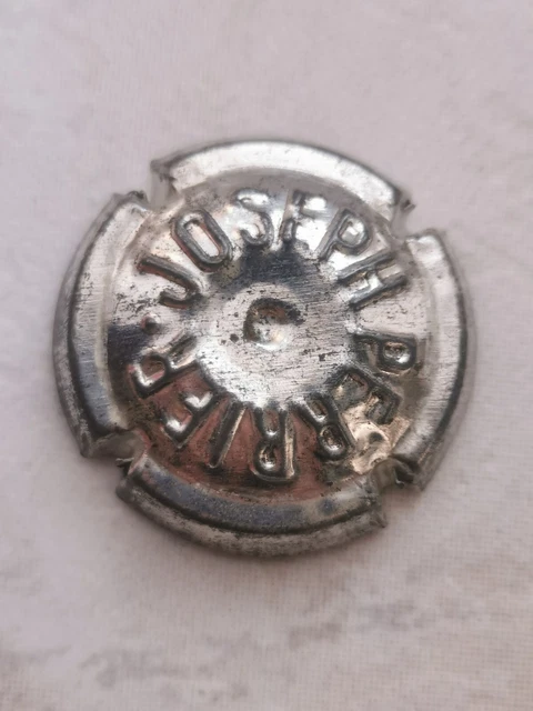 Capsule de Champagne Joseph Perrier N°31 (Coté 45 euros)