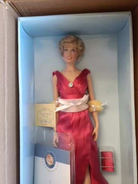 Franklin Mint Princess Diana Vinyl Doll Fuschia Gown Limited Edition SEALED  COA