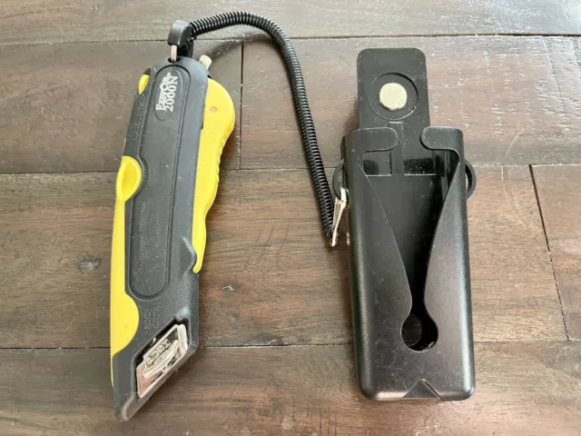Easy Cut 2000N Safety Box Cutter Knife with Holster  Lanyard yellow black