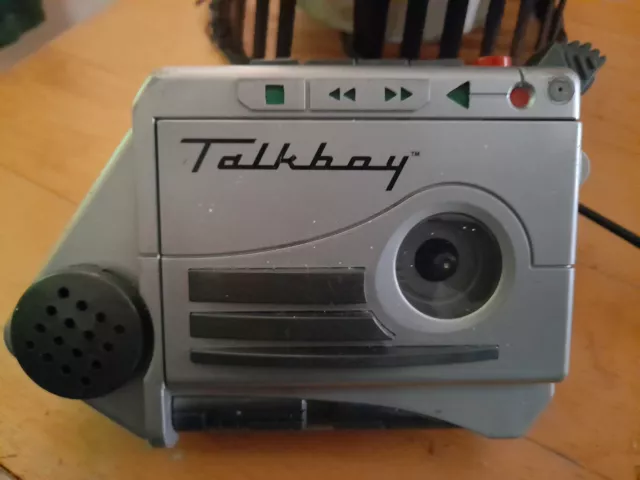 TALKBOY (HOME ALONE 2) battery cover missing fully working
