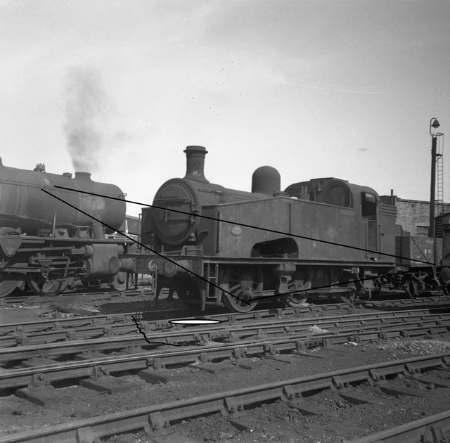 BR STEAM LOCO Negative of 68977 at 36A Doncaster shed 25-4-62 £3.99 ...