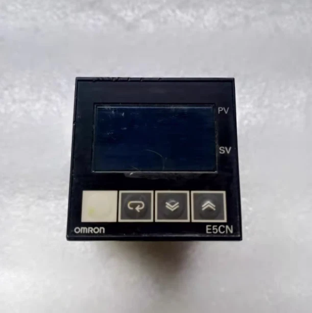 1pc   used   Omron E5CN-R2TC-306