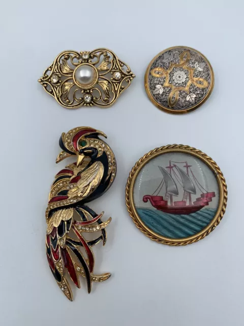 Lot 4 Broches Dorees 58 Grammes 20 Perroquet Bateau Fleurs Perles Strass W256