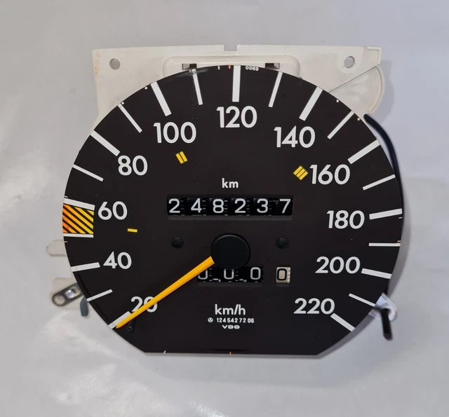ORIGINAL MERCEDESBENZ W124 Tachometer Tachoscheibe Tacho 220Kmh Vdo