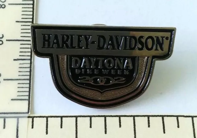 2002 Harley Davidson Daytona Beach FL Pin Motorcycle Rally Bike Week Biker