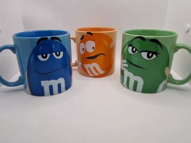 https://www.picclickimg.com/eFYAAOSwBbVkLeEa/3x-MMs-World-Large-Ceramic-Mugs-Coffee-Cups.webp