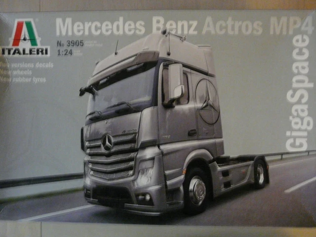 Maquette Semi-remorque Schöni 1/24 - Italeri Maquette de camion - I3918 pas cher