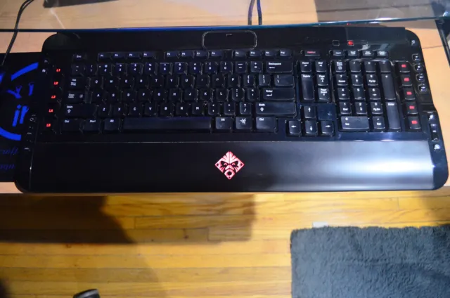 RARE HP BLACKBIRD 002 ORIGINAL Razer Tarantula Gaming Keyboard USB Wired 1-OWNER