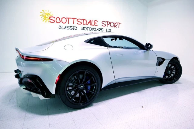 2019 Aston Martin ASTON MARTIN VANTAGE * ONLY 7K MILES...Beautiful Custom Spec!! 8